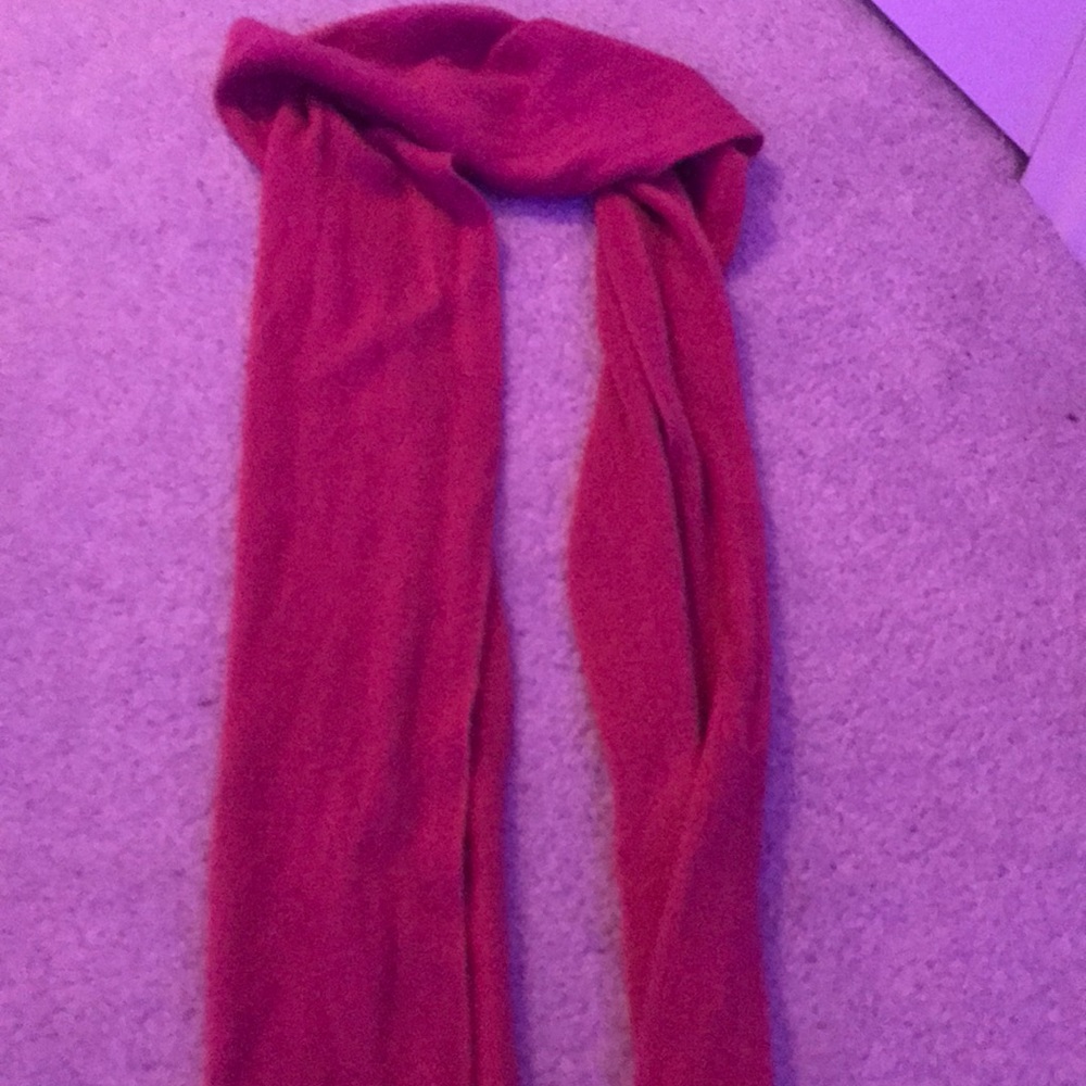 pink scarf